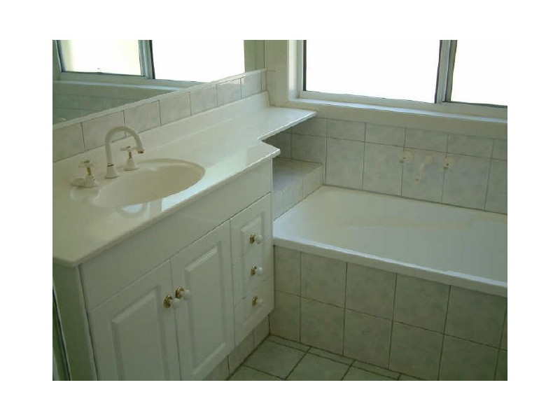 43 Tranquility Cct, Oyster Cove QLD 4212