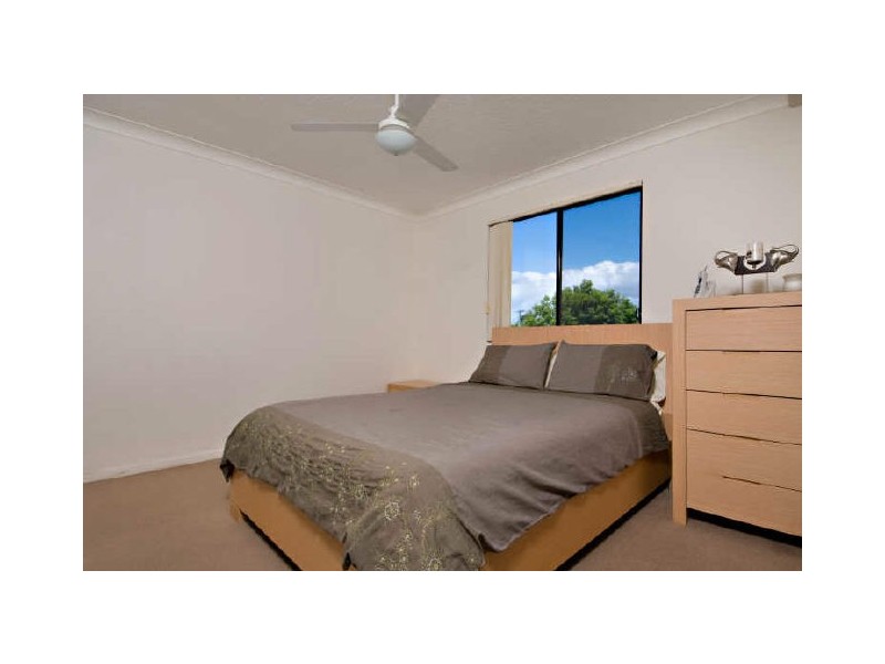 4/5 Loder St, Biggera Waters QLD 4216