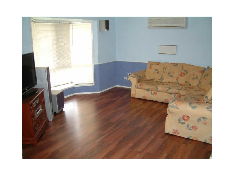 15 Pineview Dr, Oxenford QLD 4210