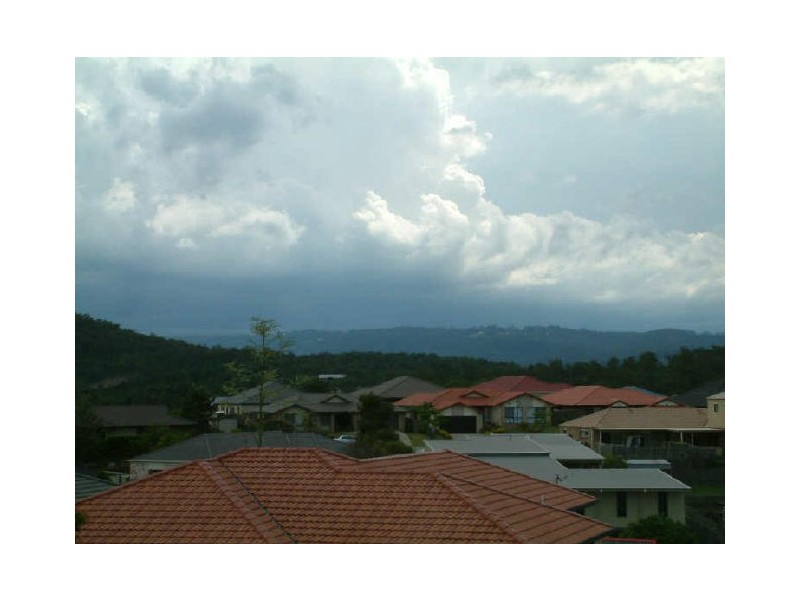 6 Maui Cr, Pacific Pines QLD 4211