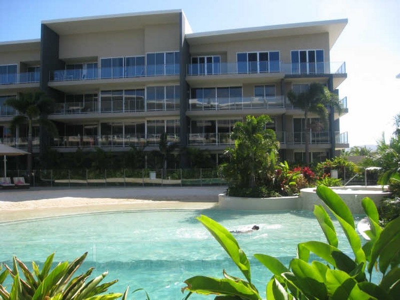 Activa Cr, Hope Island QLD 4212