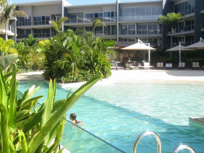 Activa Cr, Hope Island QLD 4212