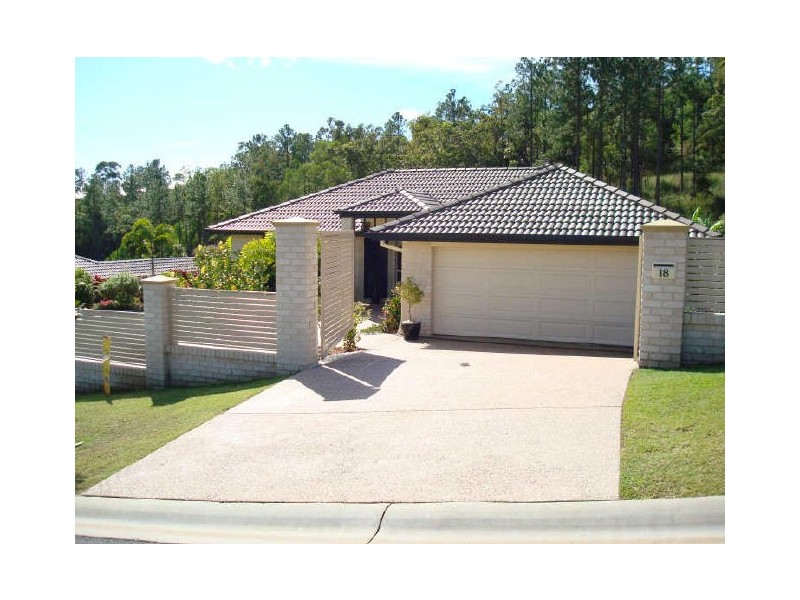 18 Osmond Ct, Pacific Pines QLD 4211