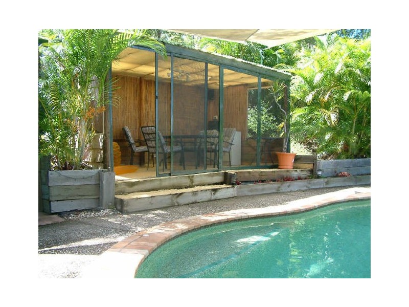 98 Pacific Pines Bvd, Pacific Pines QLD 4211