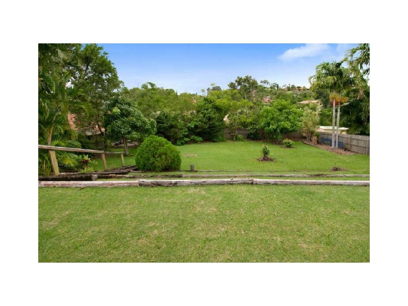 8 Pomona Court, Helensvale QLD 4212