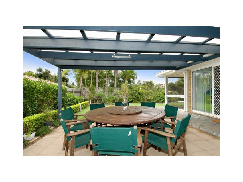 8 Pomona Court, Helensvale QLD 4212
