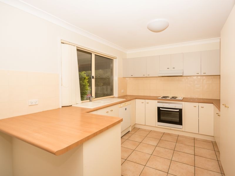 57 Galapagos Way, Pacific Pines QLD 4211