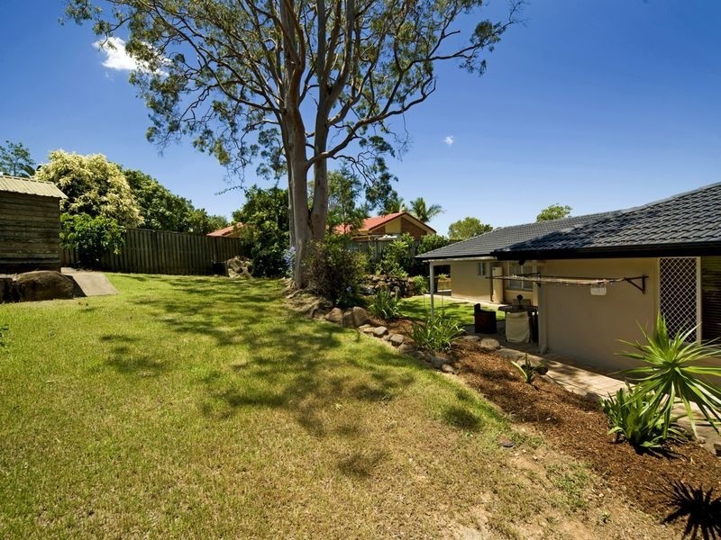 28 Armidale Cr, Helensvale QLD 4212