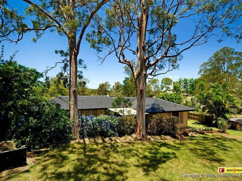 28 Armidale Cr, Helensvale QLD 4212
