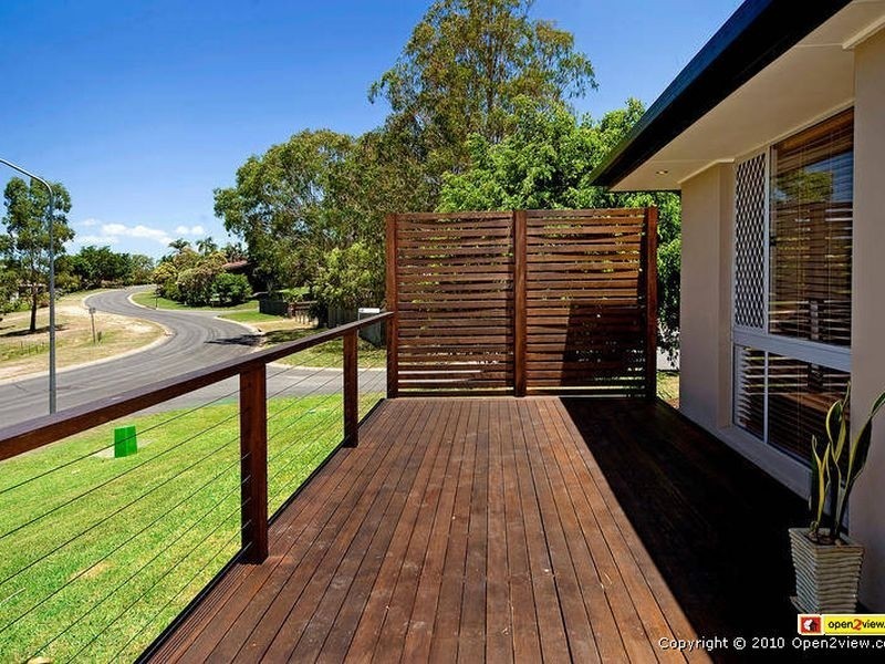 28 Armidale Cr, Helensvale QLD 4212