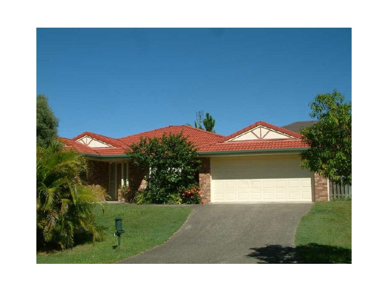 16 Mussau Street, Pacific Pines QLD 4211