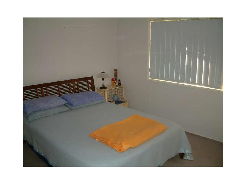 2/7 Illusion Court, Oxenford QLD 4210