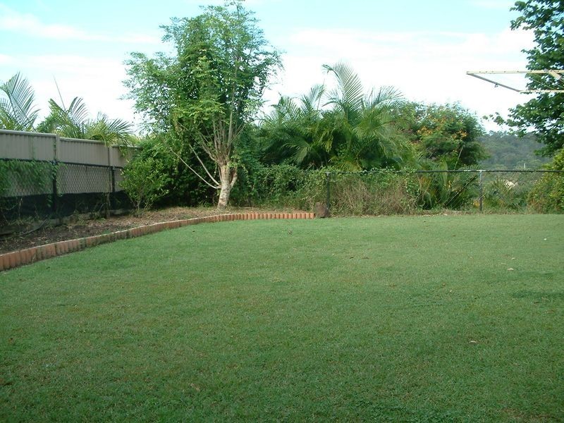 17 Western Way, Oxenford QLD 4210