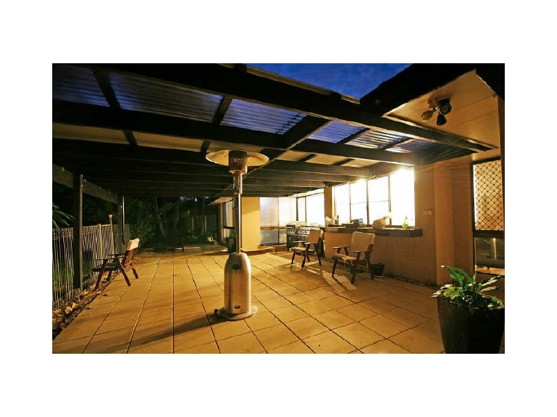 17 Ashford Rd, Helensvale QLD 4212