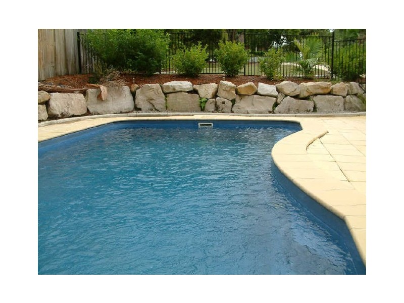 17 Ashford Rd, Helensvale QLD 4212