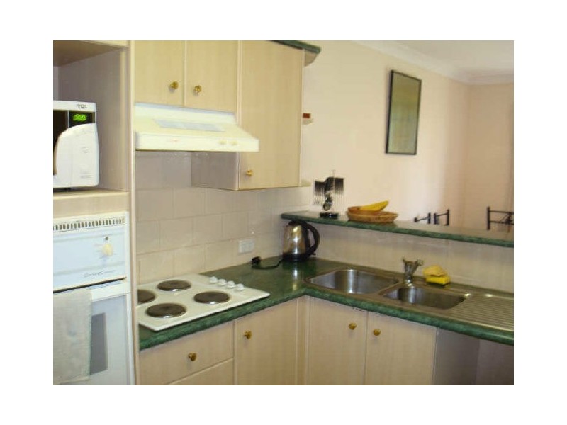 2/19 Doyalson Pl, Helensvale QLD 4212