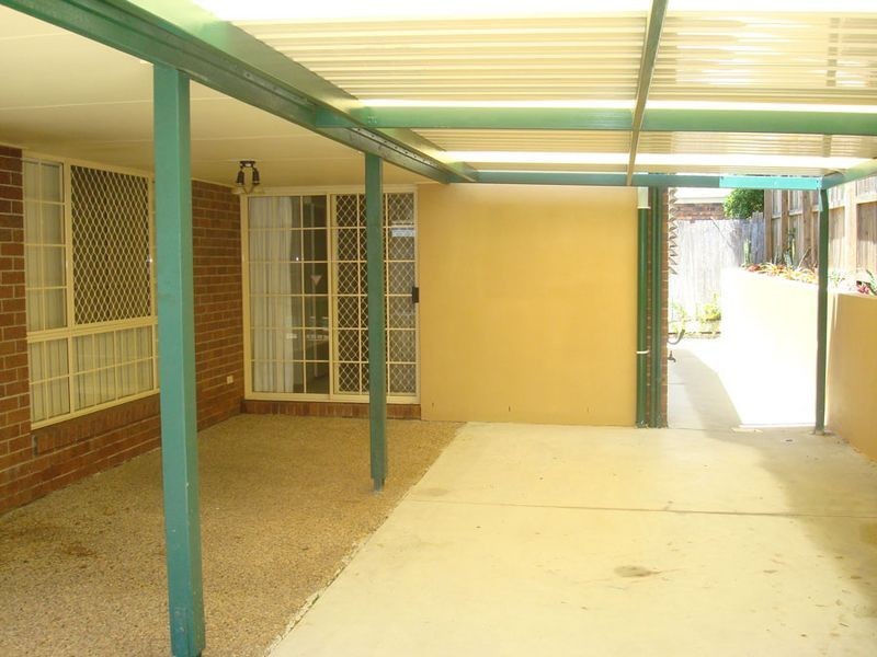 98 Mildura Drive, Helensvale QLD 4212