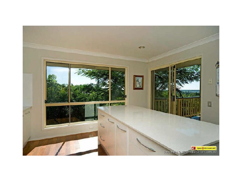 7 Highvale Drive, Helensvale QLD 4212