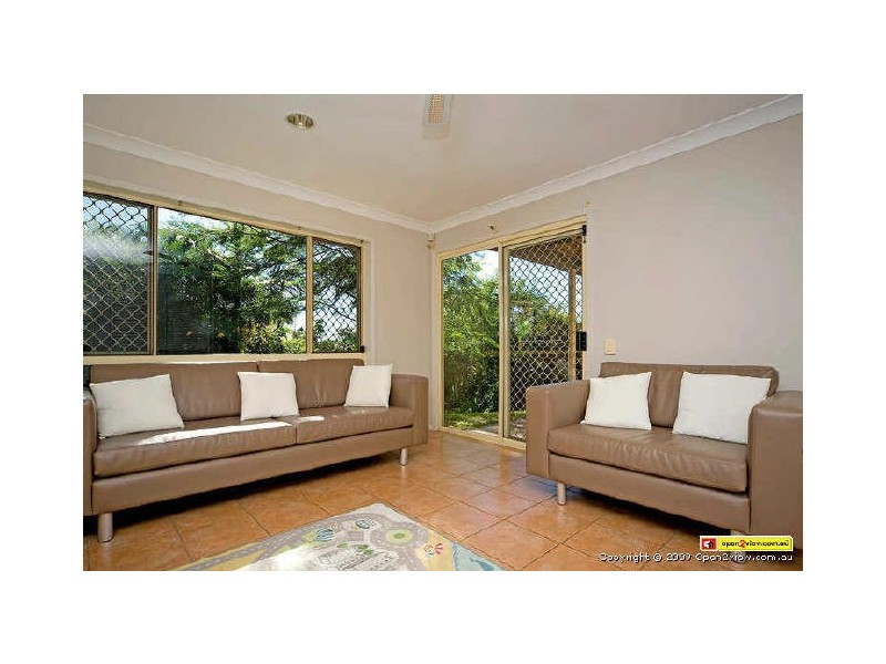 7 Highvale Drive, Helensvale QLD 4212