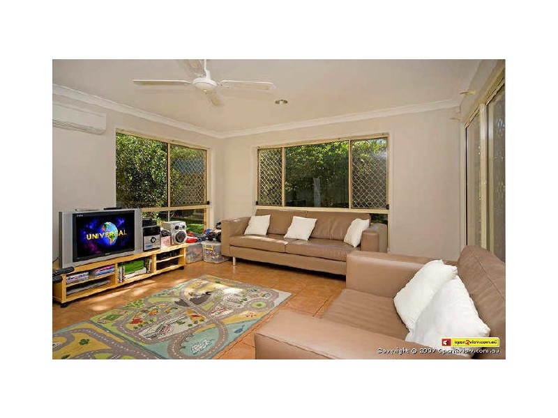 7 Highvale Drive, Helensvale QLD 4212