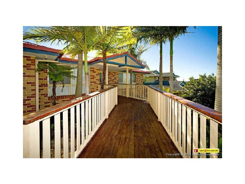 7 Highvale Drive, Helensvale QLD 4212