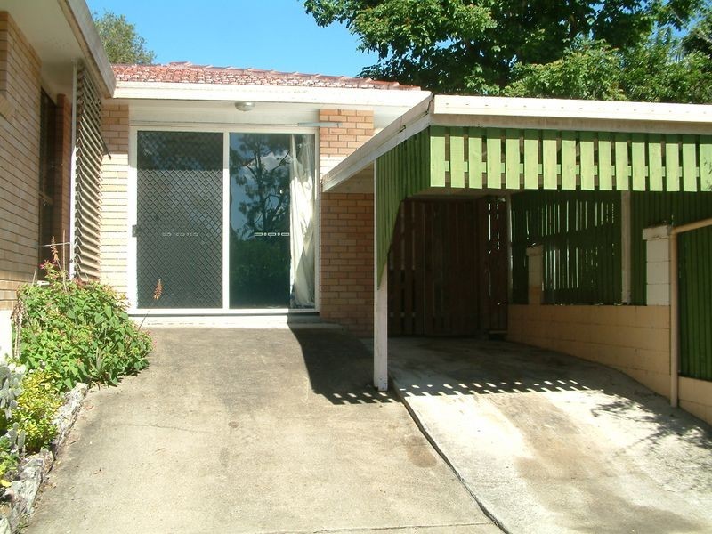 64 Discovery Drive, Helensvale QLD 4212