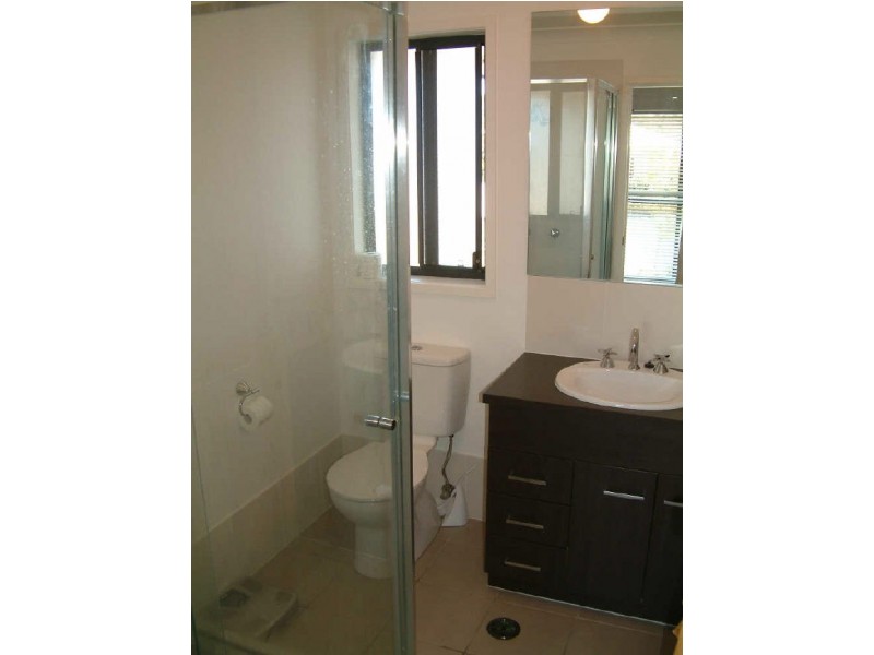 15 Bahketta Street, Oxenford QLD 4210