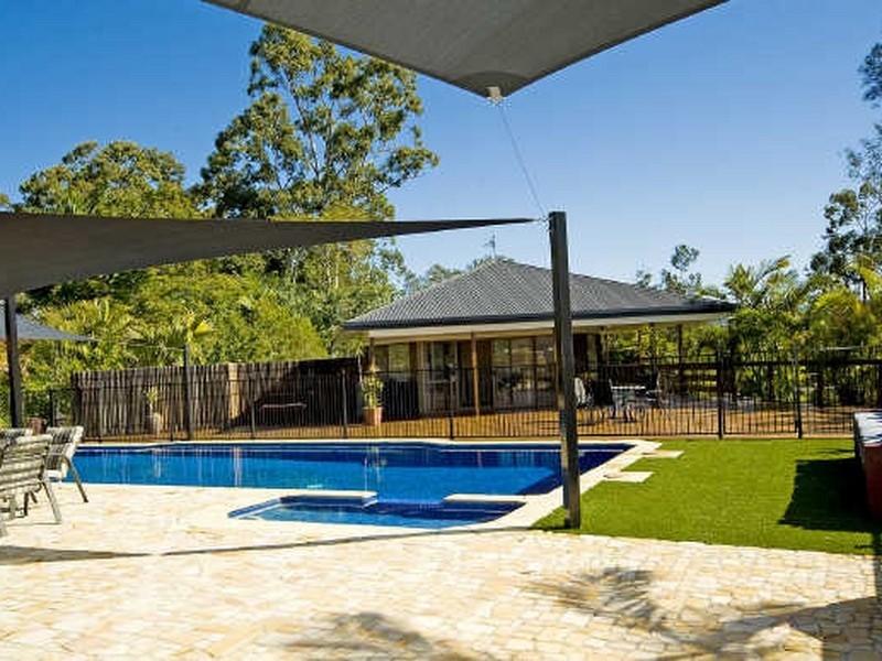 36 Riverdowns Crescent River Downs, Helensvale QLD 4212