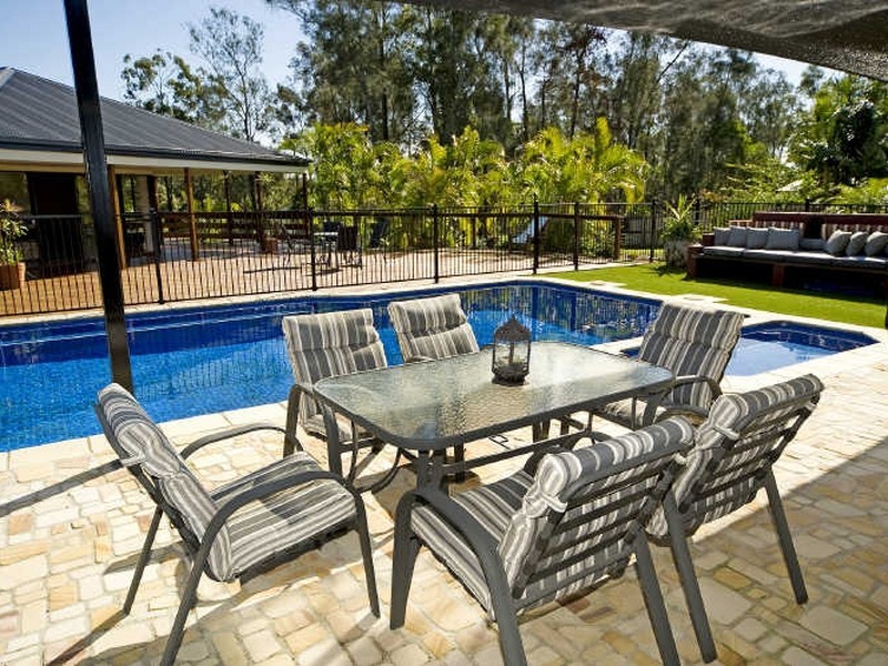 36 Riverdowns Crescent River Downs, Helensvale QLD 4212