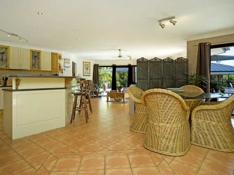 36 Riverdowns Crescent River Downs, Helensvale QLD 4212