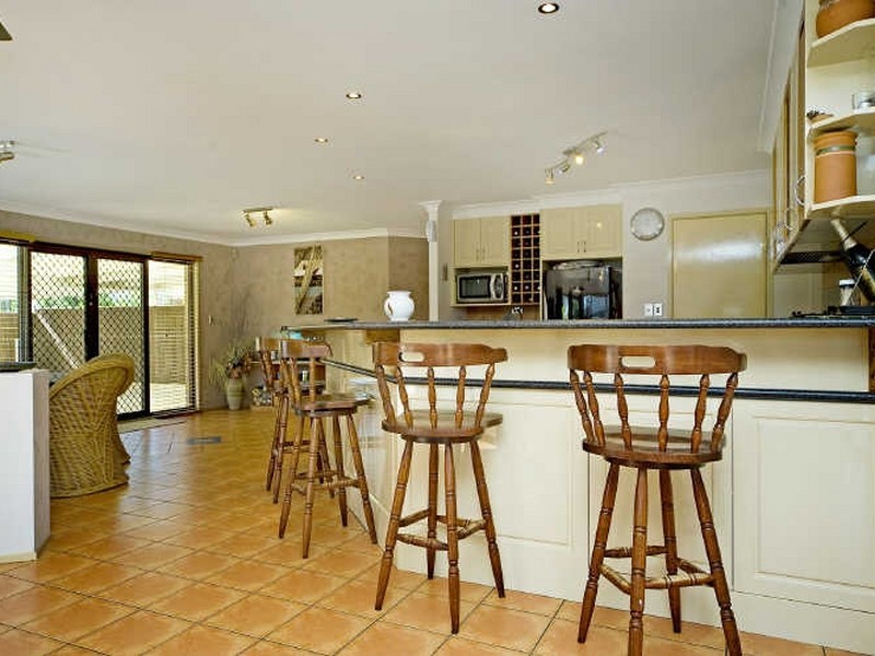 36 Riverdowns Crescent River Downs, Helensvale QLD 4212