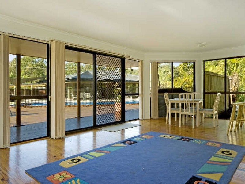 36 Riverdowns Crescent River Downs, Helensvale QLD 4212