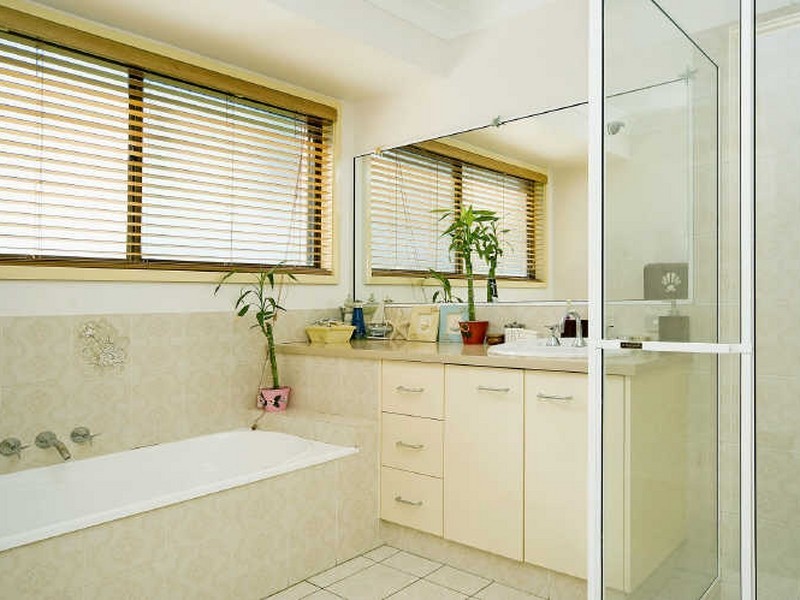 36 Riverdowns Crescent River Downs, Helensvale QLD 4212