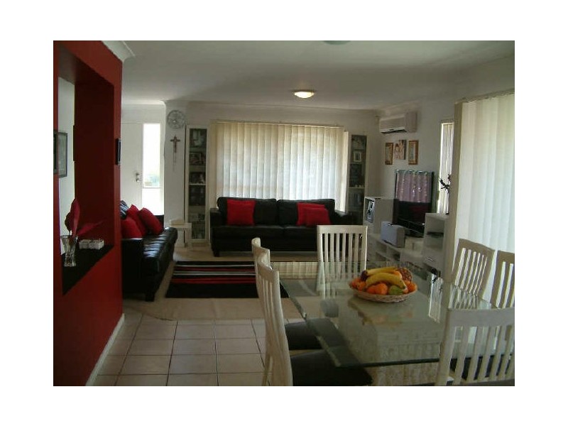 73 Marble Arch Place, Arundel QLD 4214