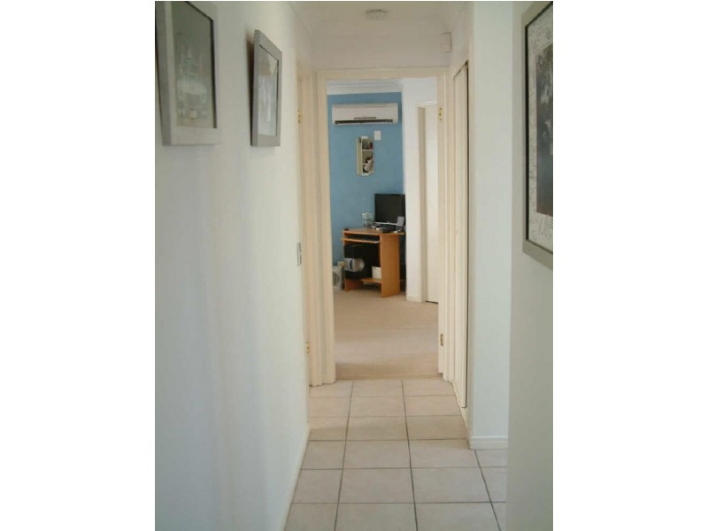 73 Marble Arch Place, Arundel QLD 4214