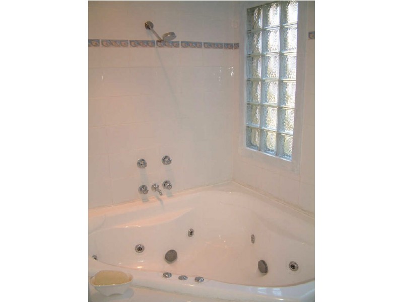 13 Armidale Cr, Helensvale QLD 4212