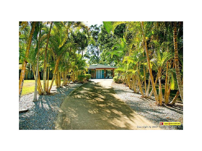 25 Hammond Drive, Gaven QLD 4211