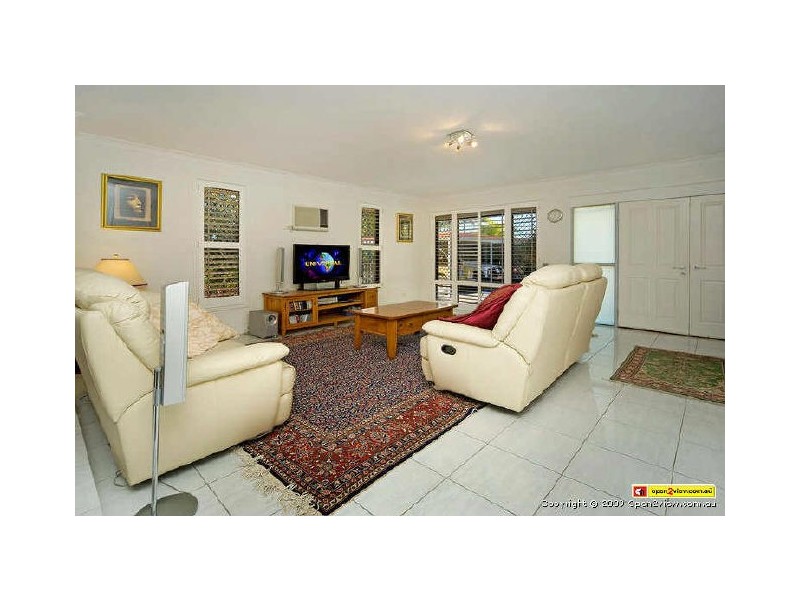 25 Hammond Drive, Gaven QLD 4211