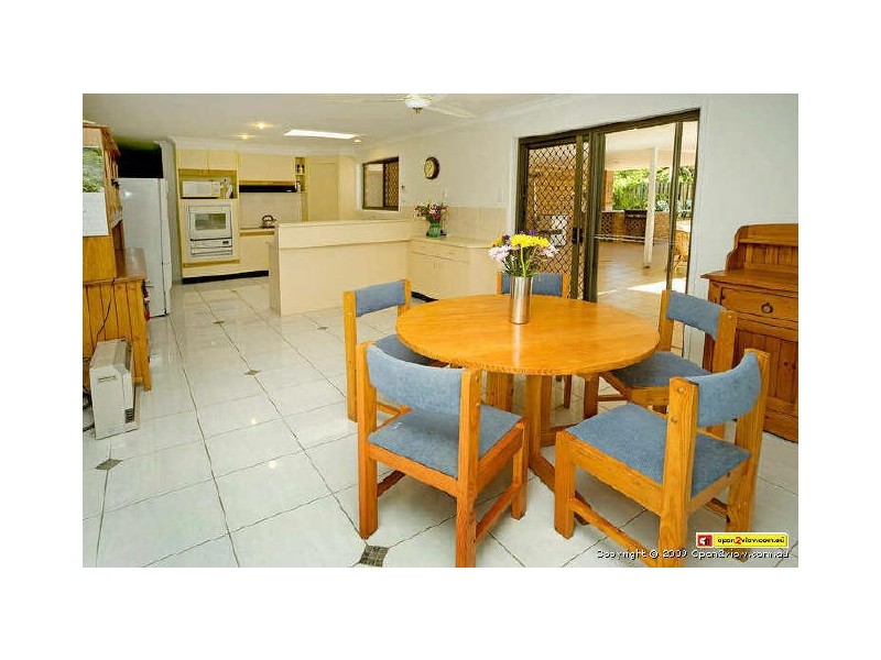 25 Hammond Drive, Gaven QLD 4211