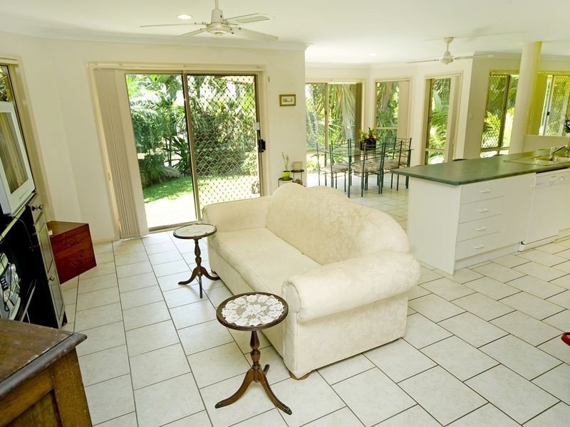 1 Lakewood Court, Monterey Keys QLD 4212