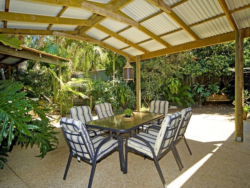 1 Lakewood Court, Monterey Keys QLD 4212