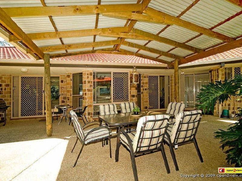 1 Lakewood Court, Monterey Keys QLD 4212