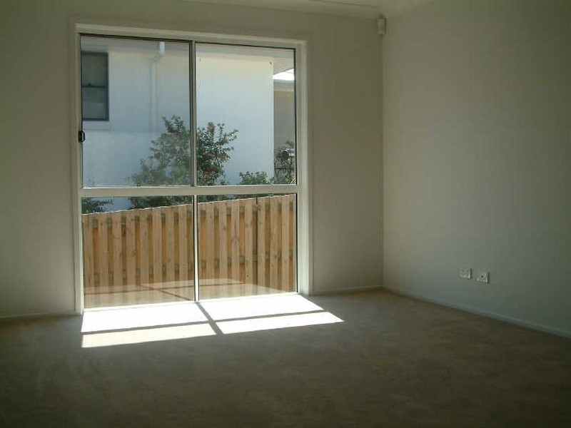 16 Calypso Court, Oxenford QLD 4210