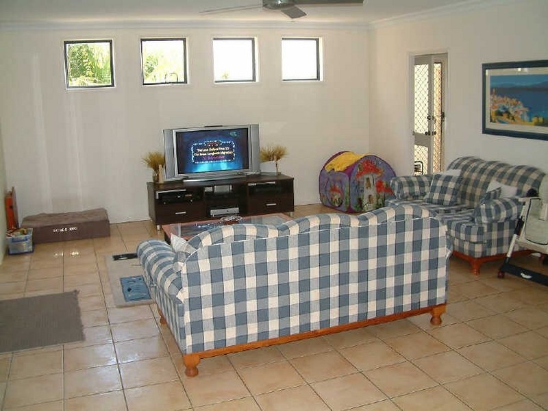 23 Corringle Close, Helensvale QLD 4212