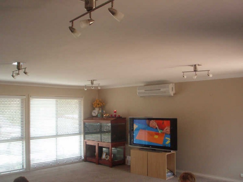 4 Atkins Pl, Helensvale QLD 4212