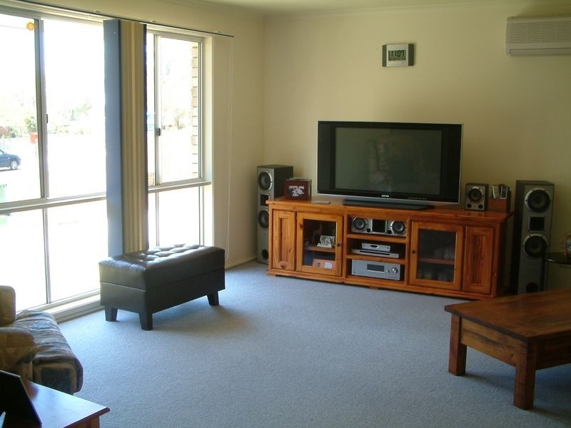 258 Discovery Drive, Helensvale QLD 4212