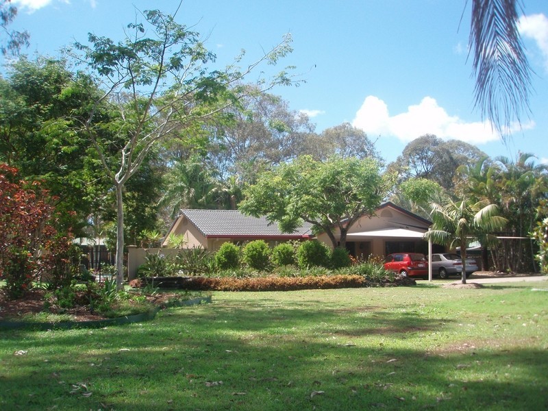 5 Warrego Way River Downs, Helensvale QLD 4212