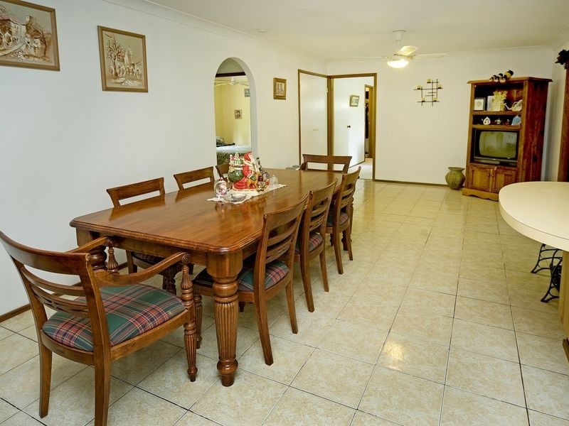 8 Edelweiss Way, Gaven QLD 4211