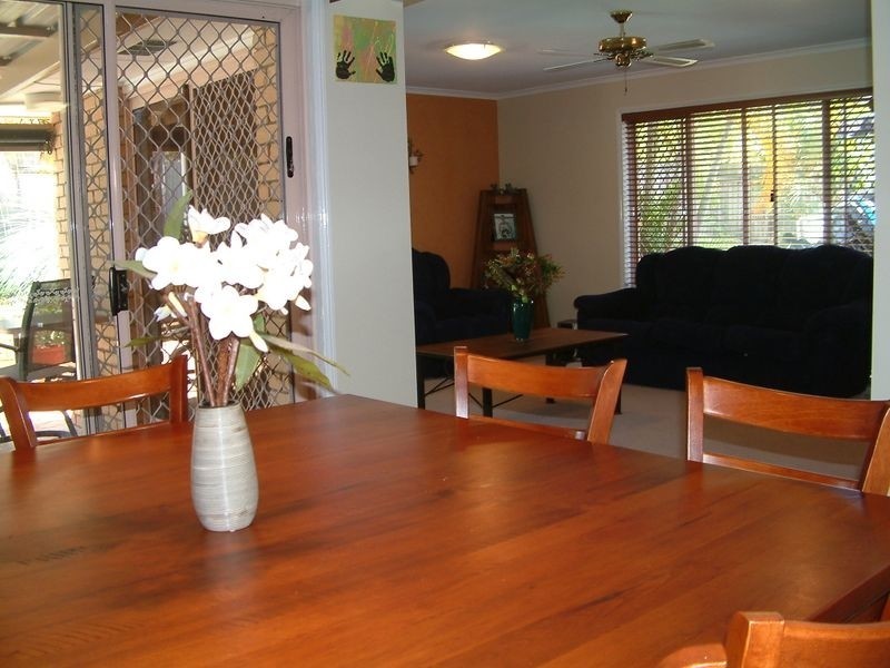 3 Samford Court, Helensvale QLD 4212