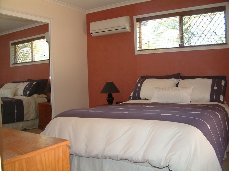 3 Samford Court, Helensvale QLD 4212